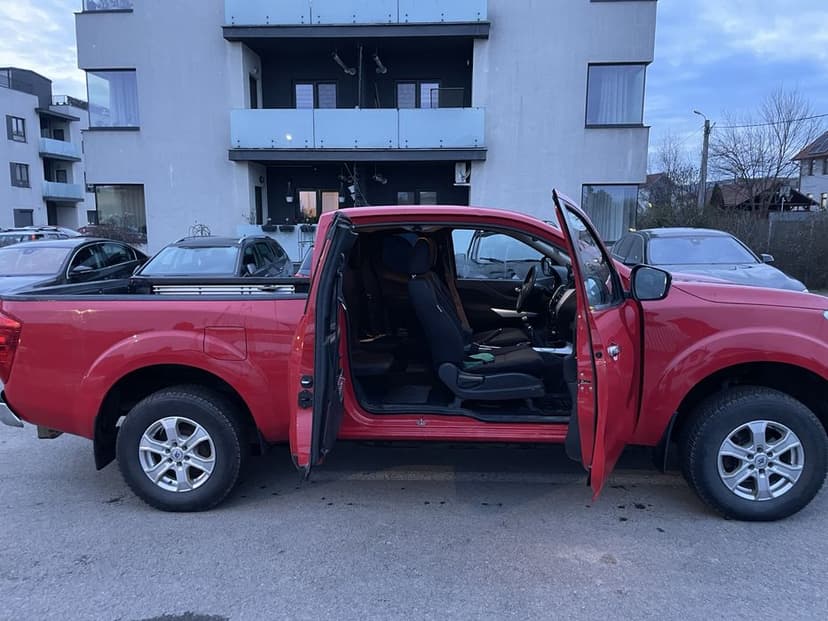 Nissan navara king cab NP300 2016