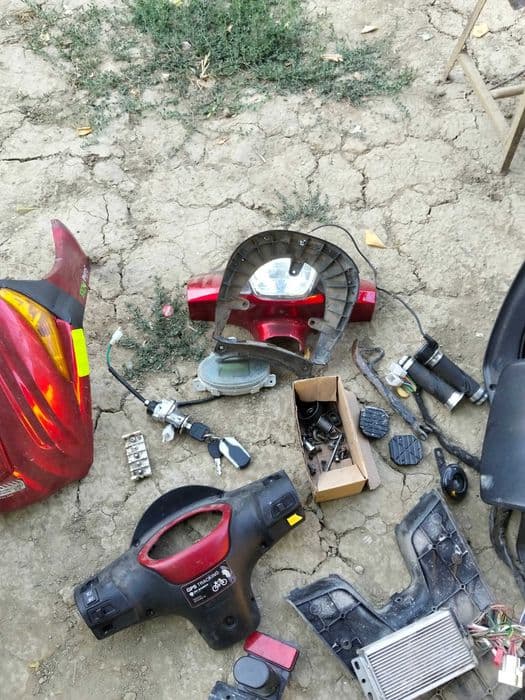 desmenbrez scuter electric sulina rdb