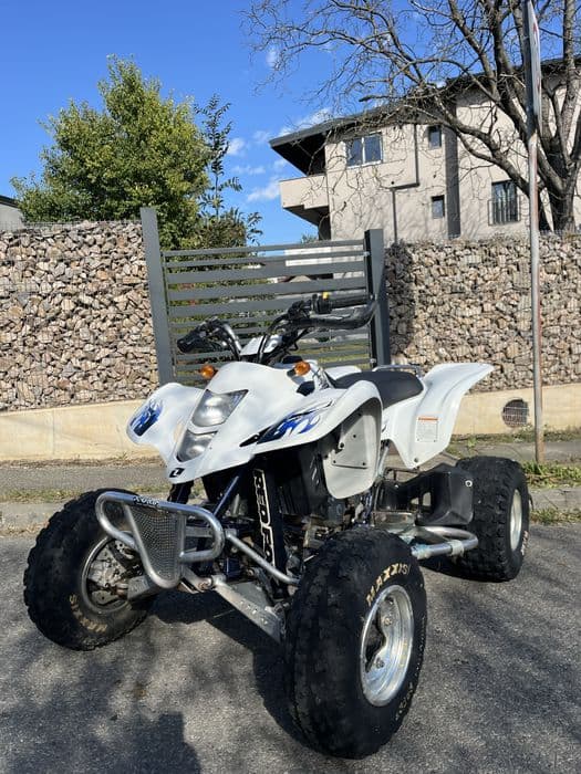 Suzuki ltz 400. (Quad atv ak 47)