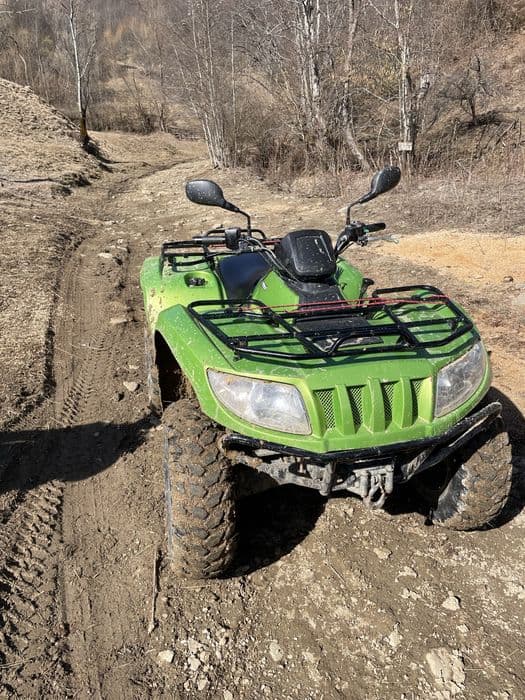 De vanzare atv Arctic-cat 550