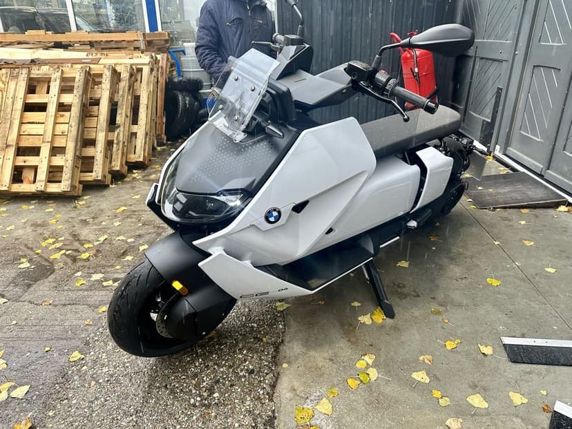 Oferta! Bmw CE04, electric, NOU! Garantie 3ani accept si schimburi