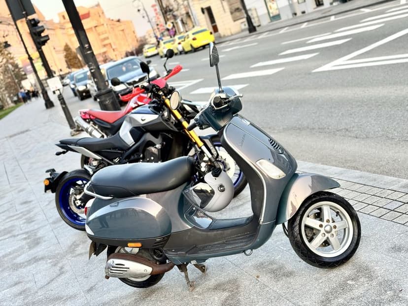 Piaggio Vespa LX50 2T