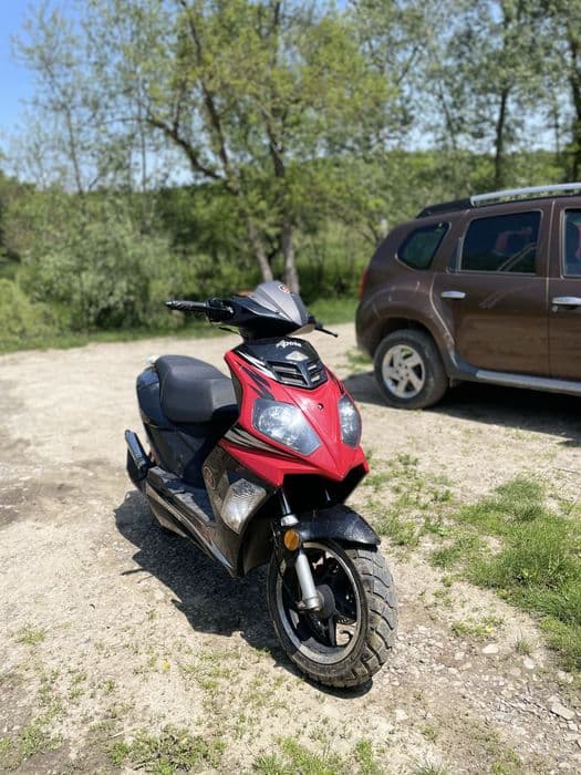 Scuter 49cc perfect functionabil