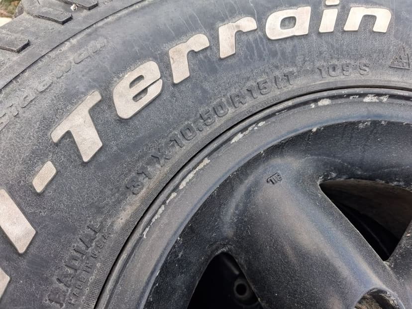 Jante jeep Wrangler cu cauciucuri bfgoodrich at 31x10,5r15