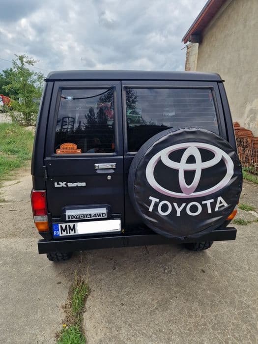De vânzare: Toyota LJ 70 (1986)