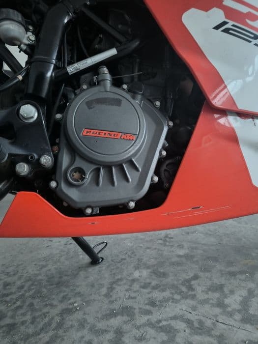 Vând KTM RC125 2017