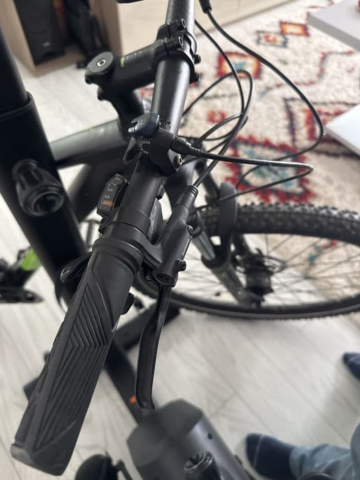 Vand sau schimb bicicleta Cube