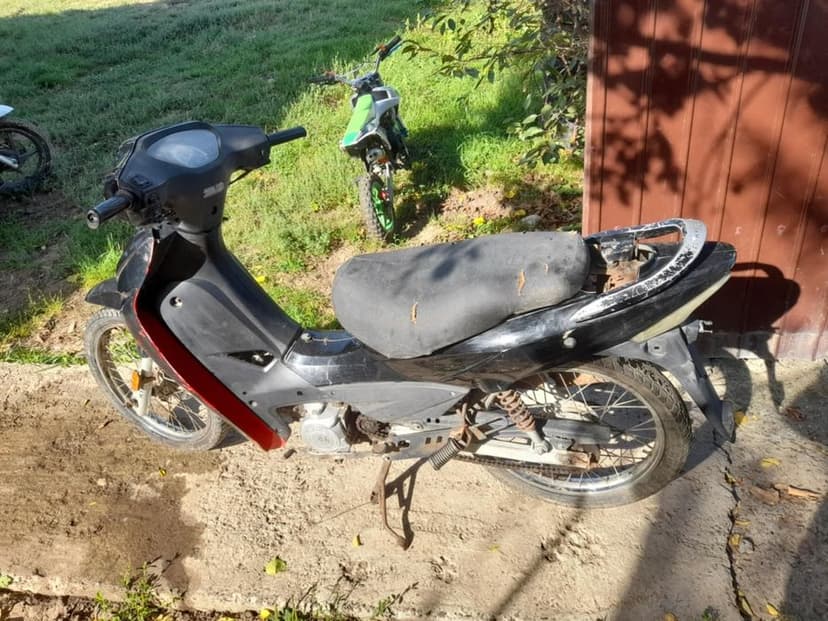 Vând/schimb kimco 49 CC 4t