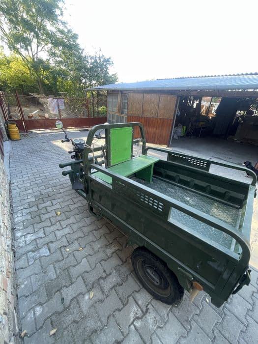 vand triciclu electric move eco urgent pret super-negociabil