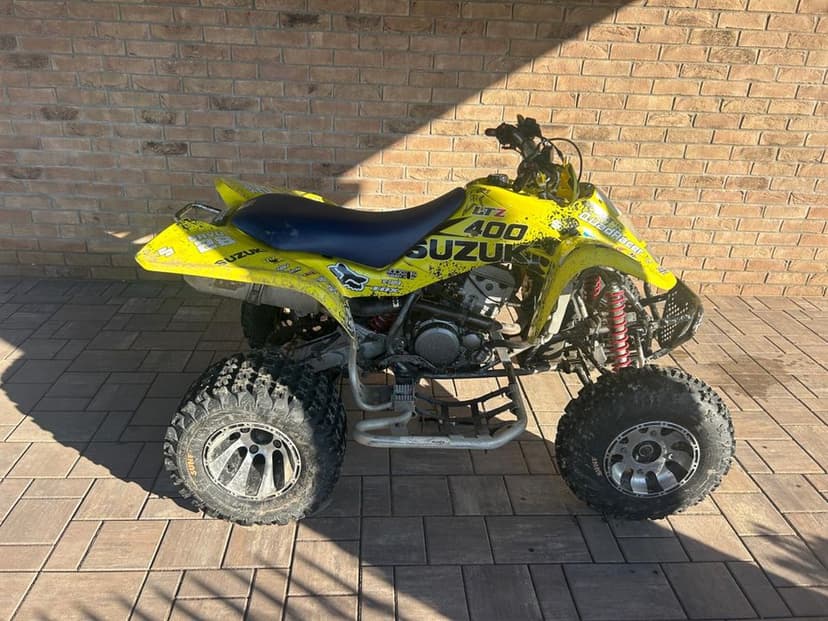 Suzuki ltz 400 ful power bomb