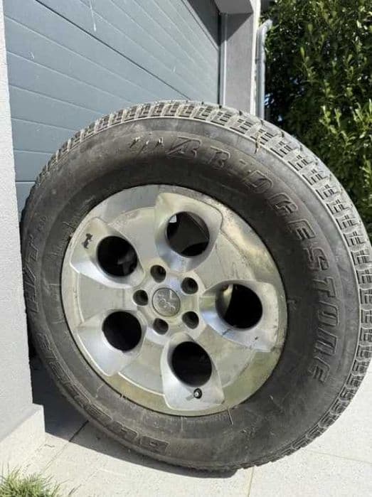 Jante 5x127 R18 Jeep Wrangler JK+Anvelope 255 70 18 Bridgestone Dueler