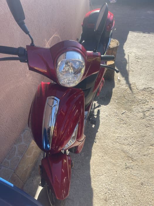 Vand scuter electric