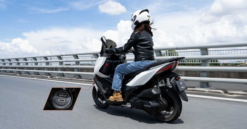 Scuter ABS + TCS Zontes D125, 15 CP cel mai puternic, Rate ! Permis B.