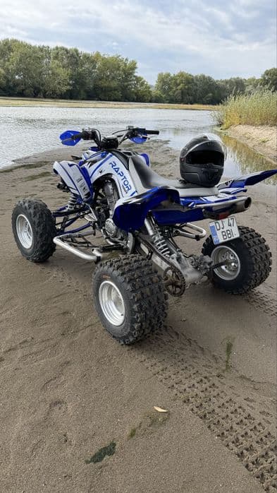 Vând Yamaha Raptor 700