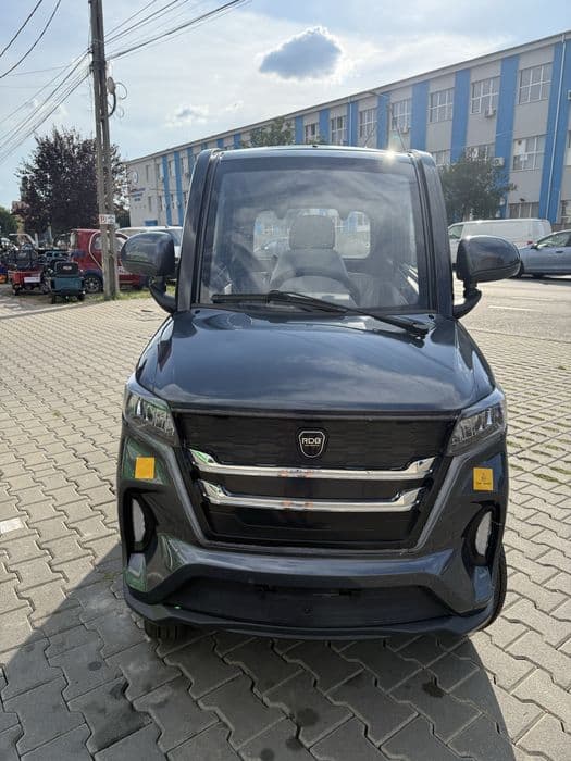 RDB Soft • 1 km • Ca nou • Se conduce de la 16 ani fără permis • Arad