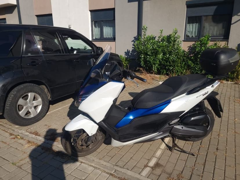 Scuter Honda forza 125