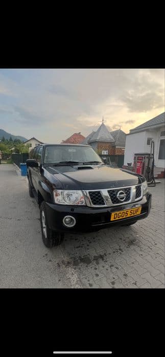 Nissan Patrol y61 / y60 pentru piese