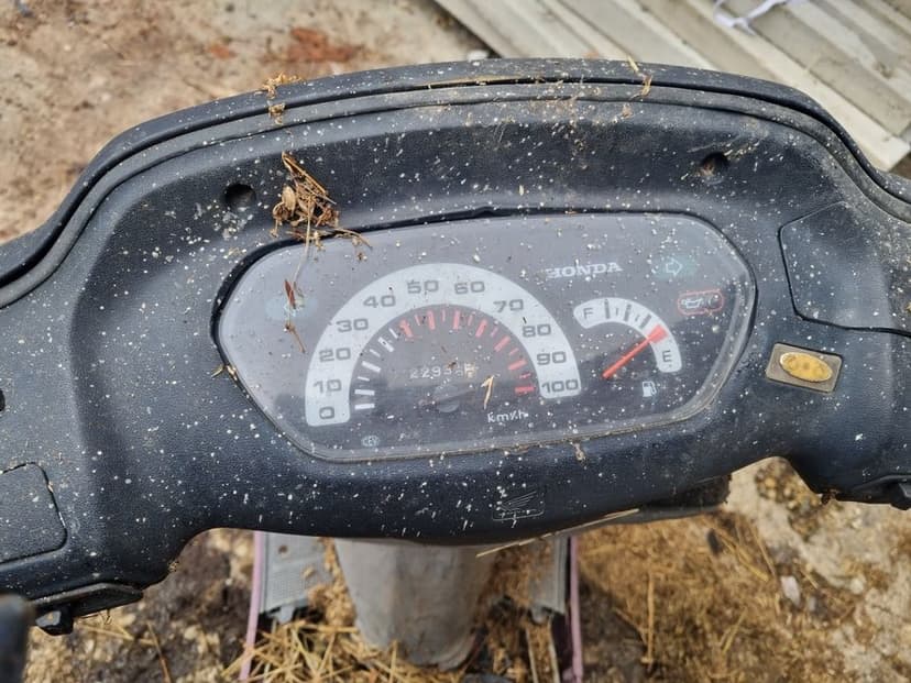 Vand scuter Peugeot buxy ,honda bali,pt piese