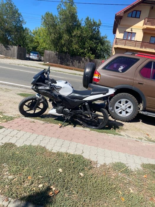 Honda CBF 125 injecție