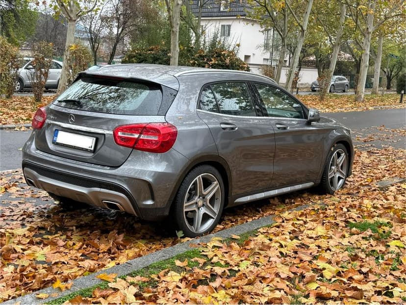 Mercedes GLA 220 177 cp