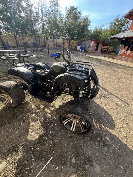 Vând atv urgent !!