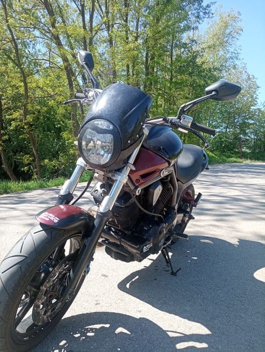 Vând sau schimb supermoto sau comuniste