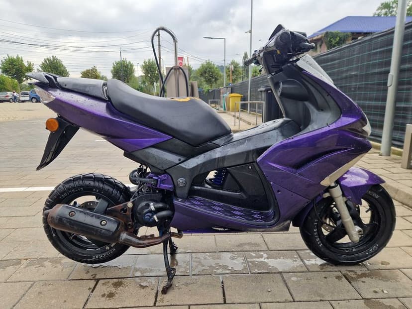 Scuter Pegeout jet force 49