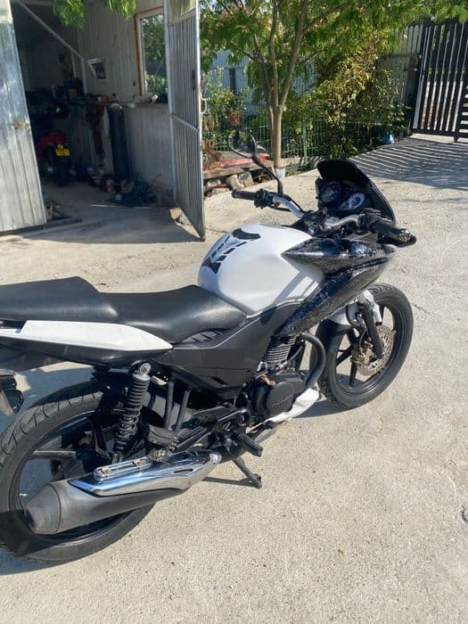 Honda CBF 125 injecție