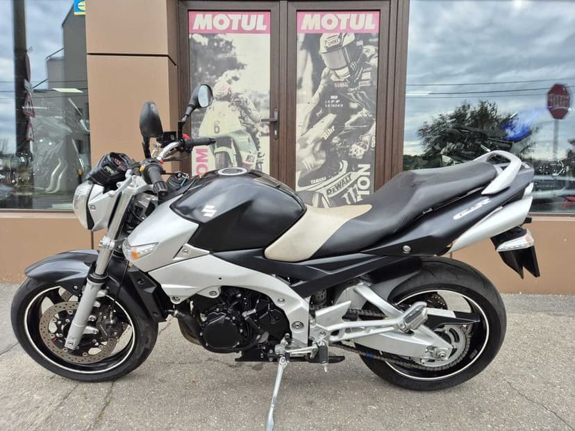 Suzuki GSR 600 ~ Garantie ~ Rate ~