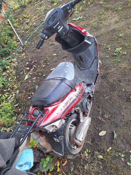 Vând scuter gy 6 defect!