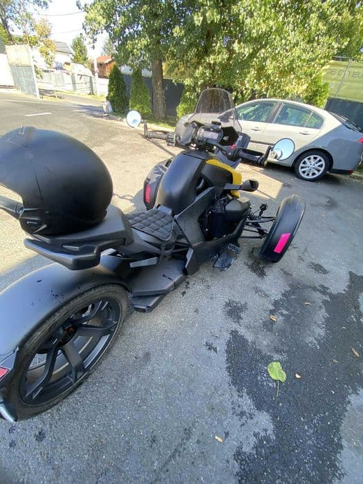 Bombardier Can-Am Ryker 900 sport