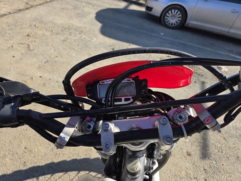 Honda xr 400r in stare excepțională