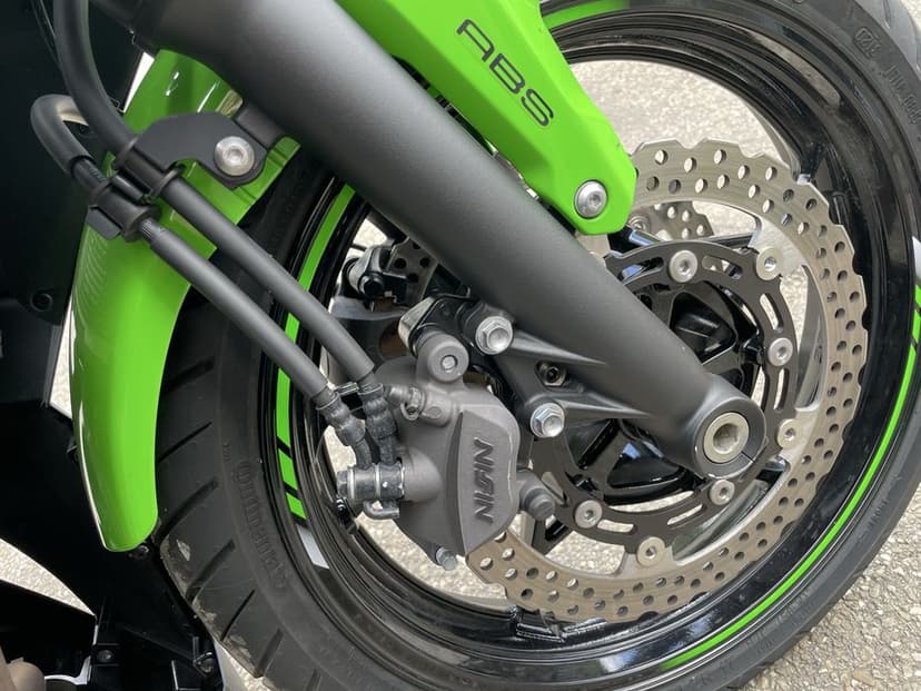 Kawasaki Ninja 650 / Racing Team Edition /schimb cu atv sau offroad