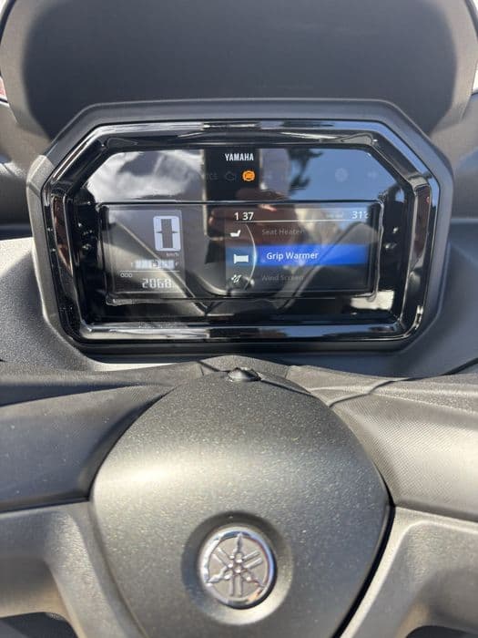 X max 300 tech max + 2025 garantie 2028