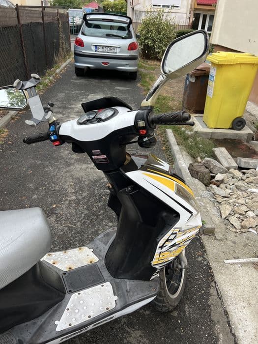 Scuter First Bike 80cc