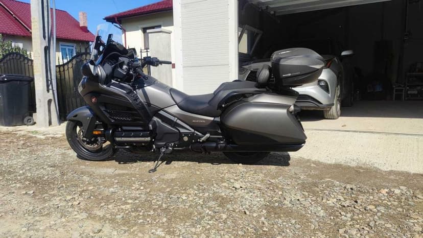 Honda Goldwing F6B 1800,ABS,Marsarier si NT 1100,echipata full,ca noua