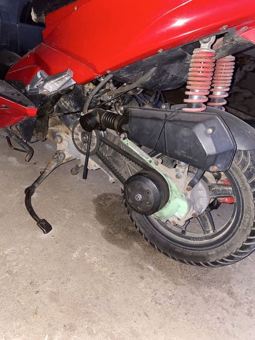 Scuter Generic 50cc – 600€Agrisu Mare)