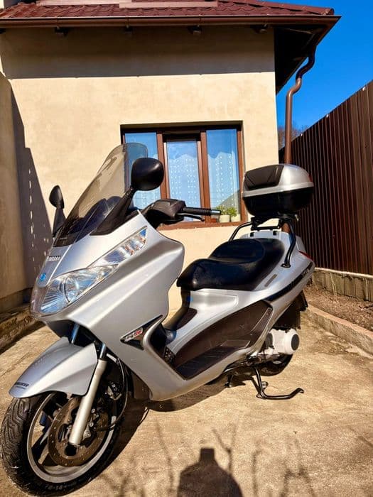 Piaggio X8 luxury 250 CC injecție impecabil !