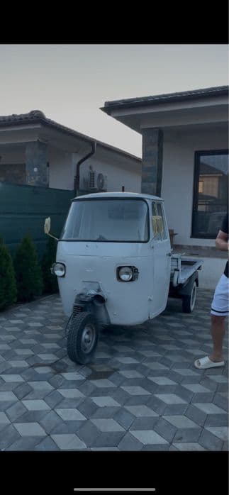 Vând sau schimb Piaggio Ape P601 funcțional - reconditionat
