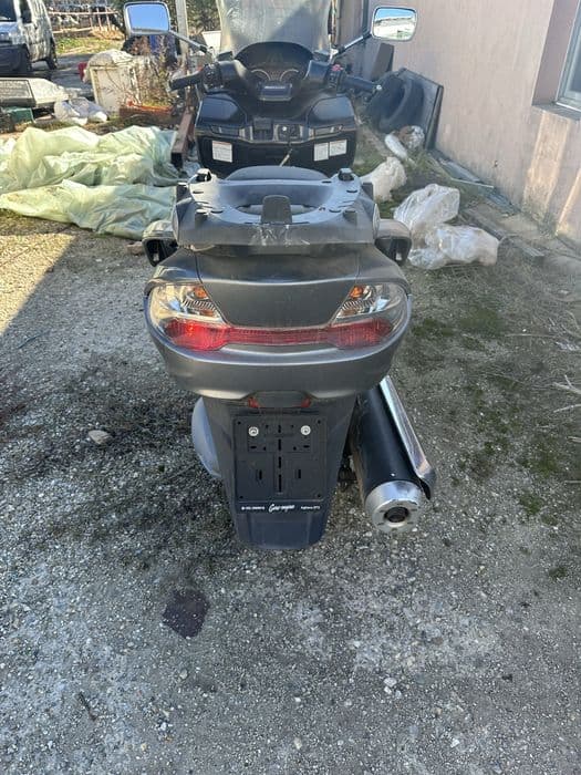 Suzuki Burgman AN400