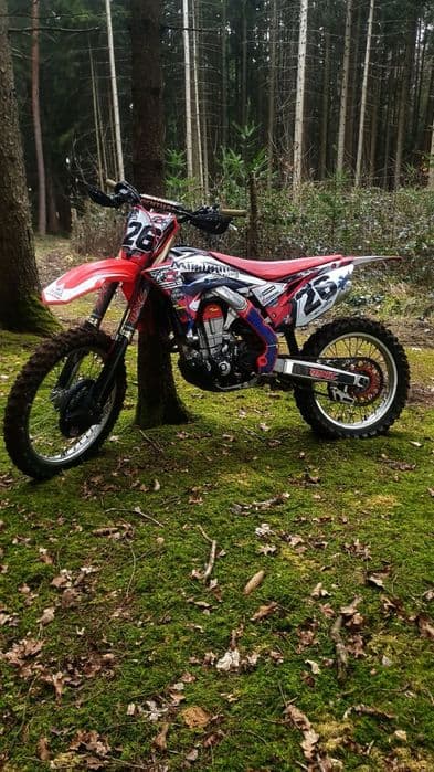 Cross Honda CRF 450R 2017 vând sau schimb cu Toyota rav 4 sau alt gip