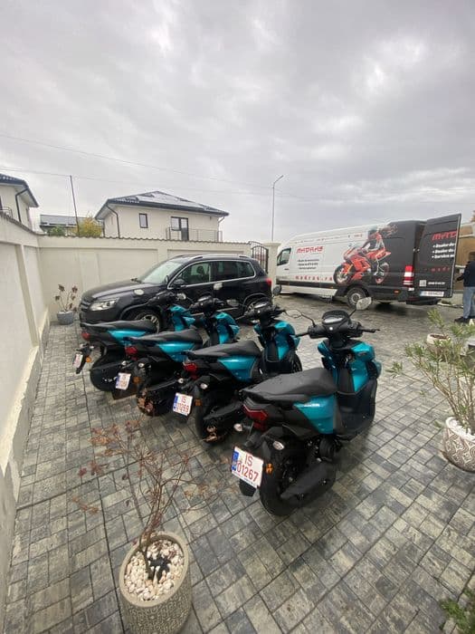 Scutere Noi 0 Km Yamaha 125 cmc de Inchiriat .Iasi.Wolt, Glovo
