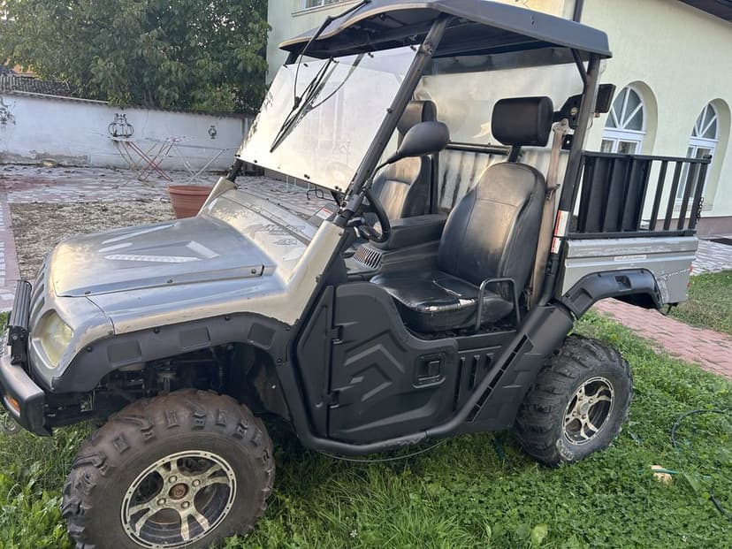 Cf moto rancher cu folii laterale