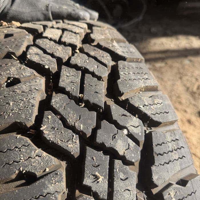 Roti complete Nissan navara