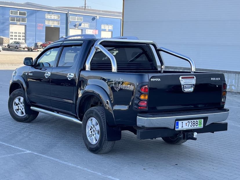 -Toyota Hilux 2.5 144 CP- 2011 Import Germania