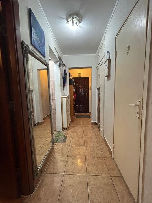 Vând apartament 2 camere decomandat