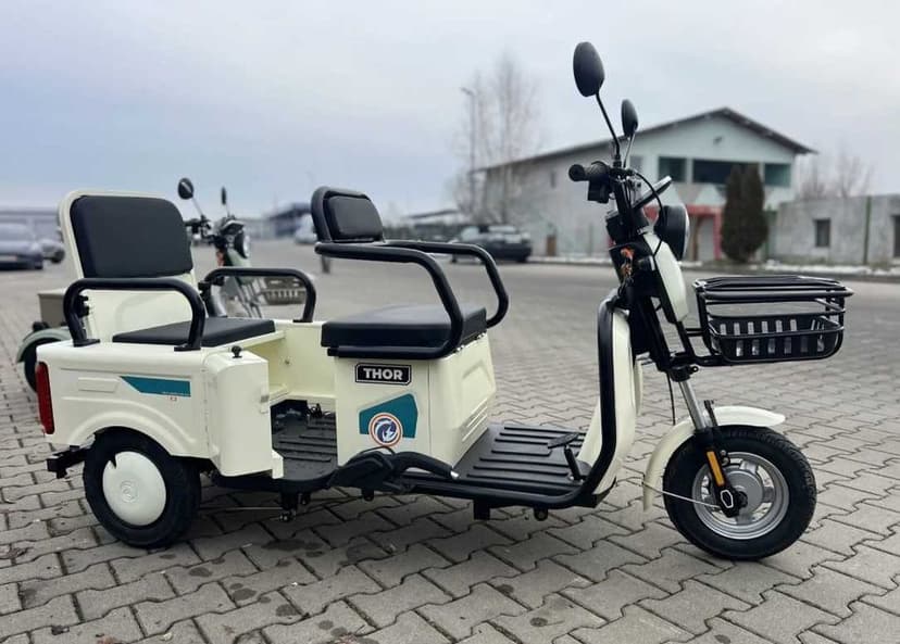 Triciclu persoane + transport FARA PERMIS AUTO + CIV!!!