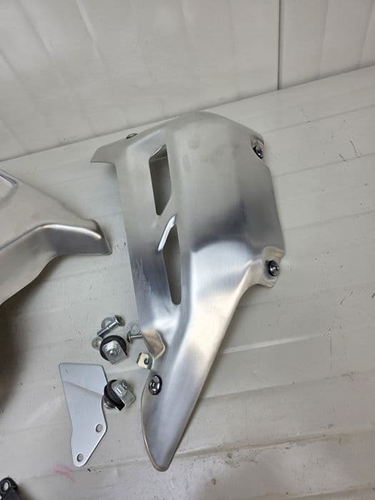 Honda CRF 1100 L Africa Twin Adventure Sports  scut motor  skid plate