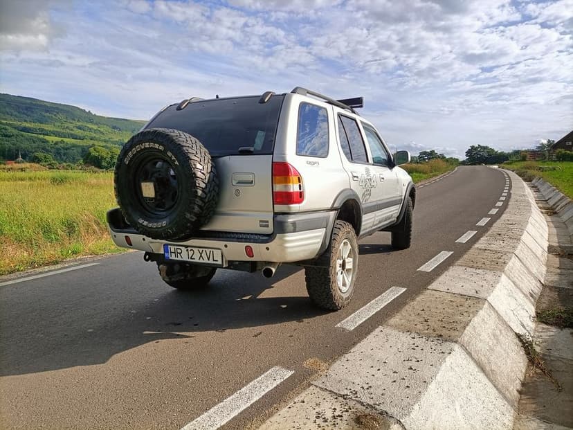 Opel Frontera B 4x4 2004 2.2 Isuzu Diesel