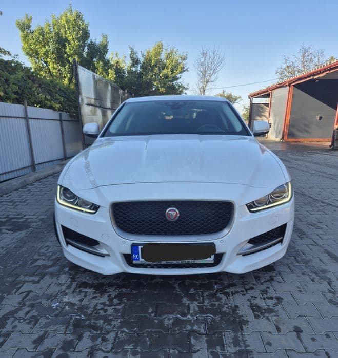 Jaguar XE 2018 Pachet R Sport 4x4 Automat